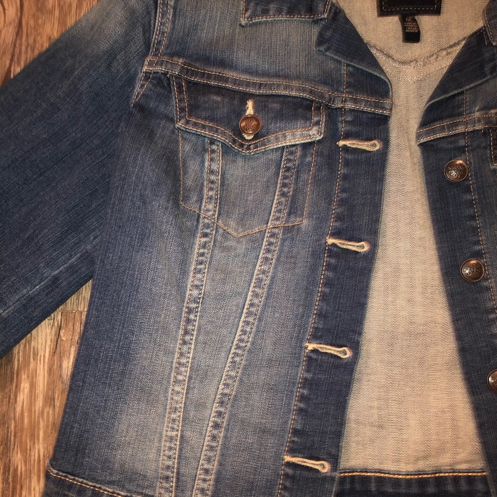 Jessica Simpson denim jacket. - Picture 3 of 4